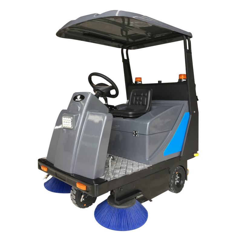 山東駕駛式掃地機的使用注意事項需嚴格執(zhí)行90